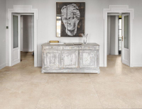 1770739315711-bodenmarazzikollektionfabulagrosze100x100farbetravertinocrossbeige